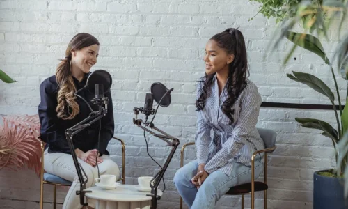 الحلم بشخص مشهور يتحدث معي في المنام لابن سيرين