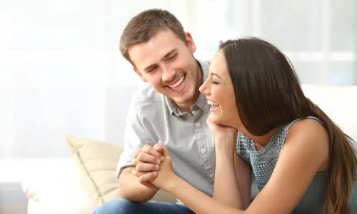 أهم تفسيرات الحلم بشخص يحبني للعزباء في المنام