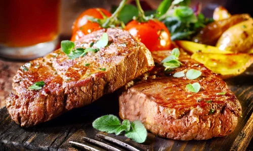أهم 20 تفسير للحلم بأكل اللحم في المنام لابن سيرين