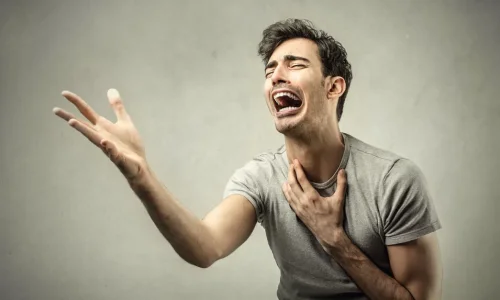 أهم دلالات الحلم بالبكاء الشديد في المنام لابن سيرين