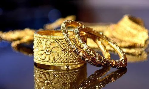 تعرق على تفسير رؤية الذهب في المنام للمتزوجة لابن سيرين