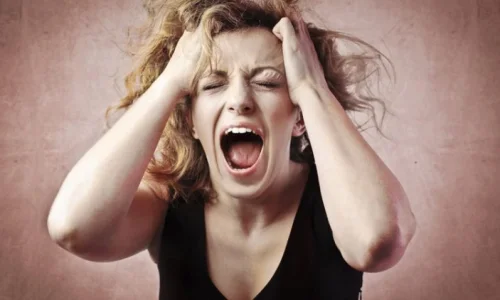 ما تفسير رؤية الصرع في المنام للمتزوجة لابن سيرين؟