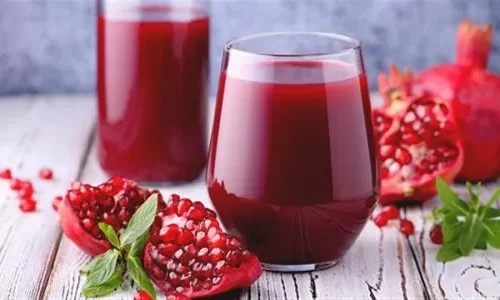 أهم تفسيرات رؤية العنب والرمان في المنام لابن سيرين وكبار العلماء