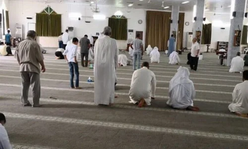 أهم تفسيرات رؤية الصلاة خلف الميت في المنام لابن سيرين