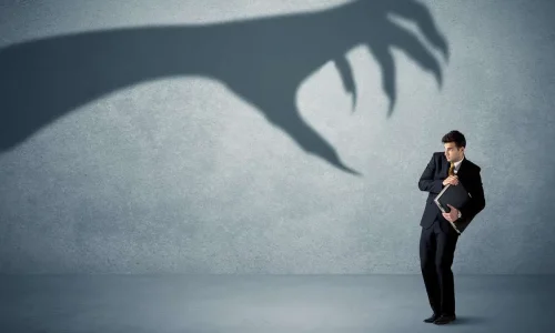 أهم 30 تفسير لرؤية القتال مع الجن في المنام لابن سيرين وكبار الفقهاء