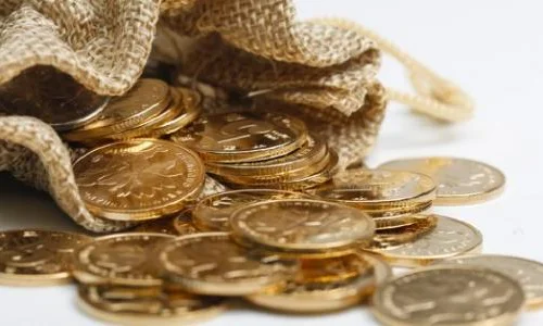 اعرف أكثر عن تفسير رؤية العملة الذهبية في المنام لابن سيرين