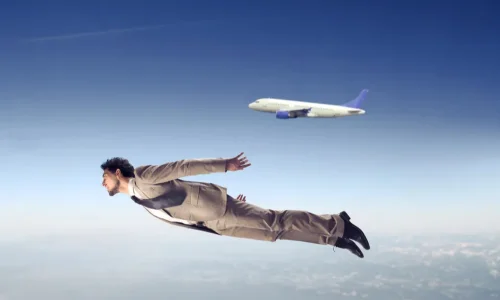 ما هو تفسير حلم طيران في السماء في المنام لابن سيرين ؟