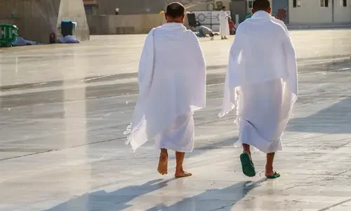 ما تفسير رؤية لبس الإحرام للرجل في المنام لابن سيرين؟