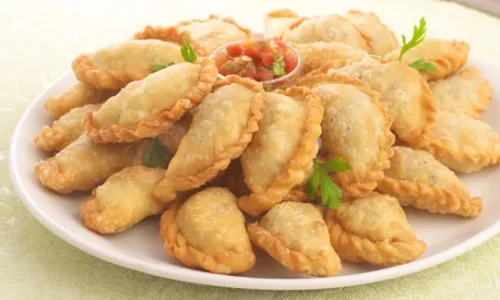 تعرف على أهم تفسيرات ابن سيرين لرؤية أكل السمبوسة في المنام