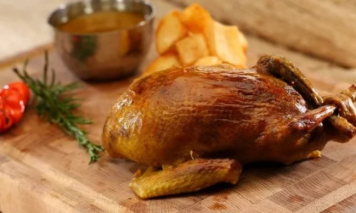 تعرف على تفسير أكل الحمام في المنام لابن سيرين