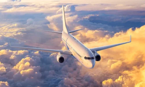 تعرف على تفسير ابن سيرين لرؤية الطيارة بالحلم