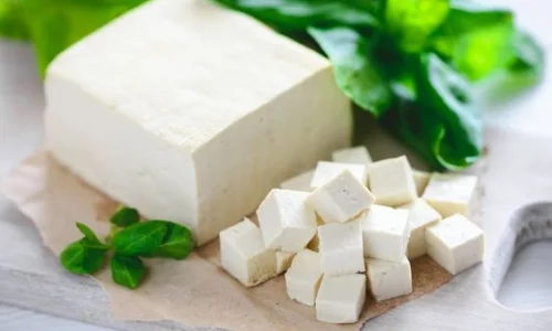 اعرف أكثر عن تفسير رؤية الجبنة البيضاء في المنام لابن سيرين