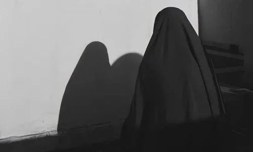 تعرف على تفسير رؤية الخمار في المنام للمتزوجة لابن سيرين