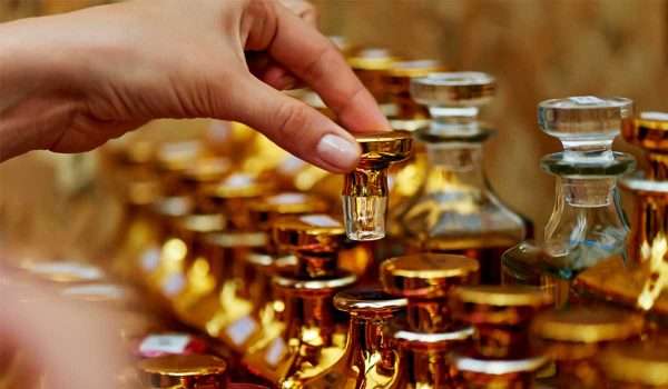 العطر في المنام 