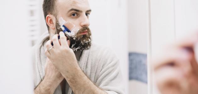 ما هو تفسير رؤية حلاقة اللحية في المنام لابن سيرين؟