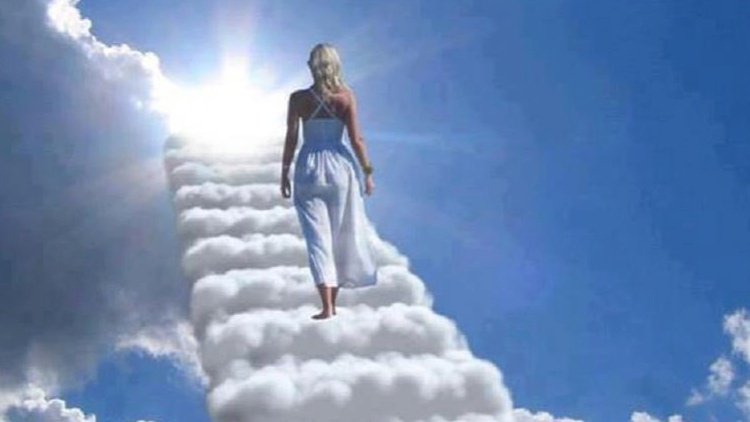 رؤية الأموات الأقارب في المنام