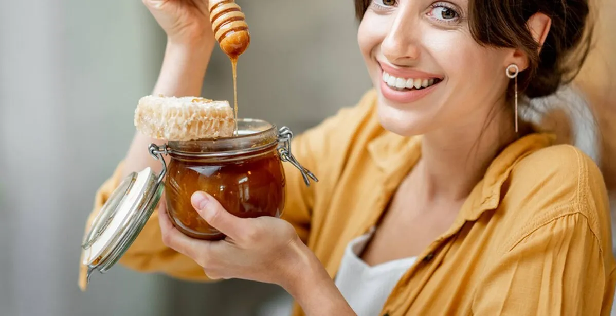اكل عسل في المنام