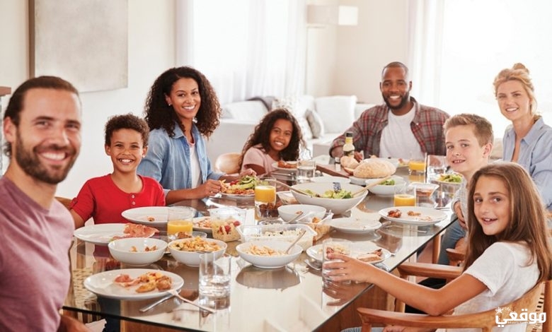 تفسير حلم تجمع الناس في بيتنا لابن سيرين