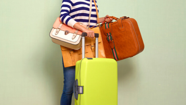 تفسير حلم السفر للمتزوجه لابن سيرين وكبار المفسرين