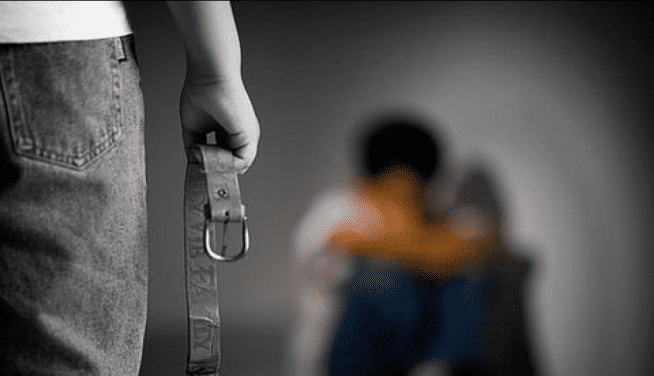  تفسير حلم ضرب الاب لابنته