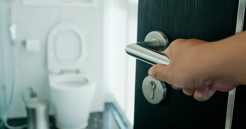 ما تفسير رؤية التبول في المنام للمتزوجة لابن سيرين؟