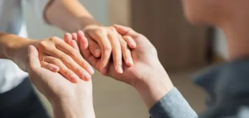 كيف أرجع لطليقي بكرامتي وكيف أخلي طليقي يحن لي؟