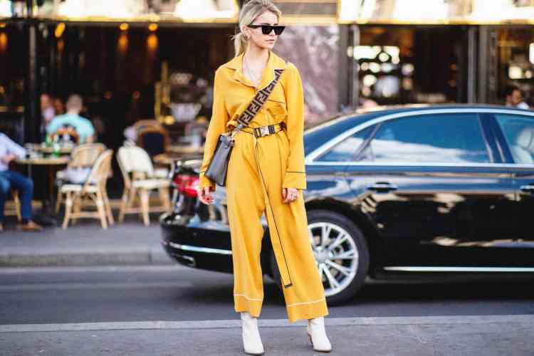 لون اصفر في المنام