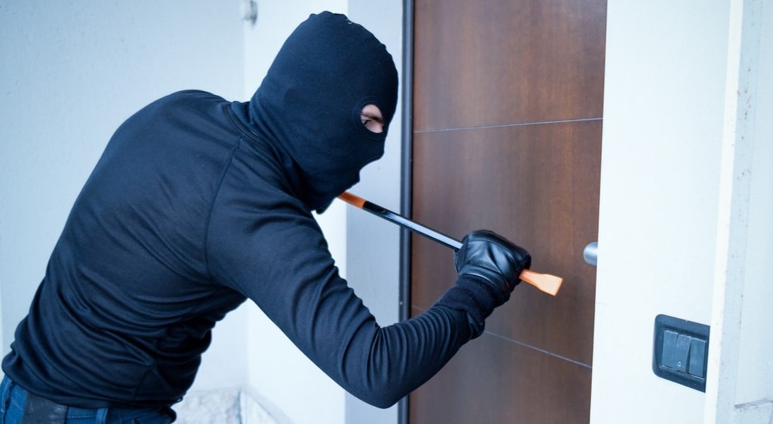  الحرامية في المنام