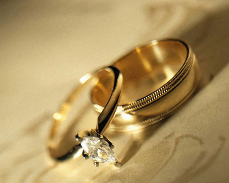 الخاتم الذهبي في المنام