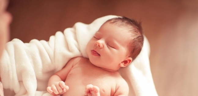 تفسير رؤية المولودة في المنام لابن سيرين