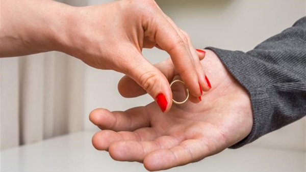 تفسير حلم طلاق الزوج لزوجتة