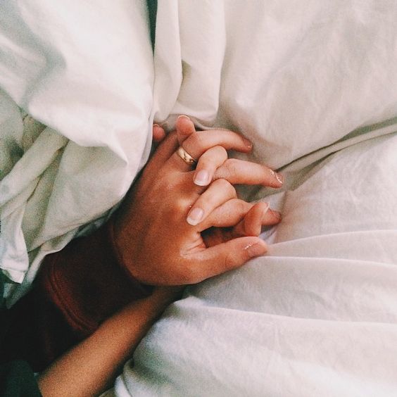 تفسير حلمت ان زوجي يجامعني امام اطفالي لابن سيرين