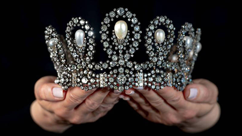 ما هو تفسير رؤيه الملك في المنام لابن سيرين؟