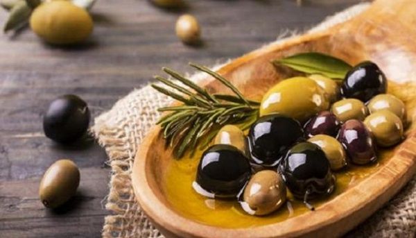 تأويلات ابن سيرين لحلم أكل الزيتون في المنام