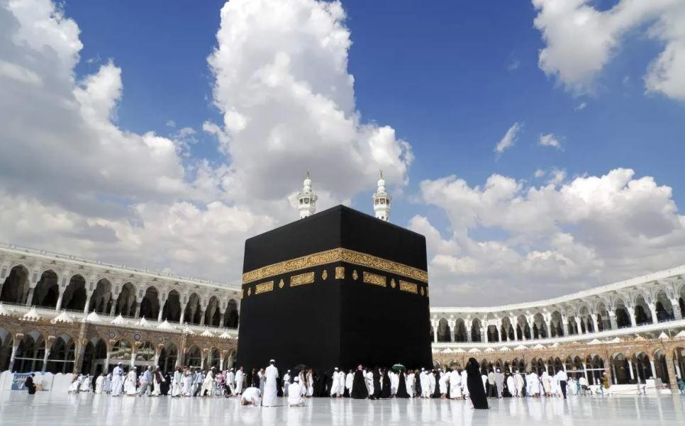 السفر إلى مكة في المنام للمتزوجة