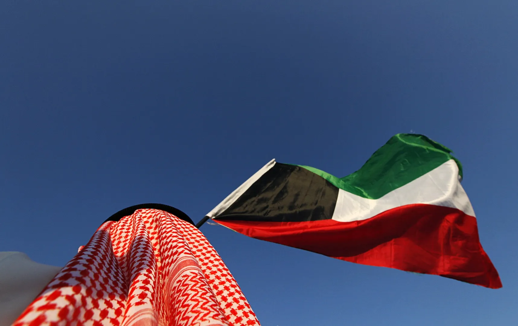الكويت في المنام ورؤية أمير الكويت المتوفي في المنام