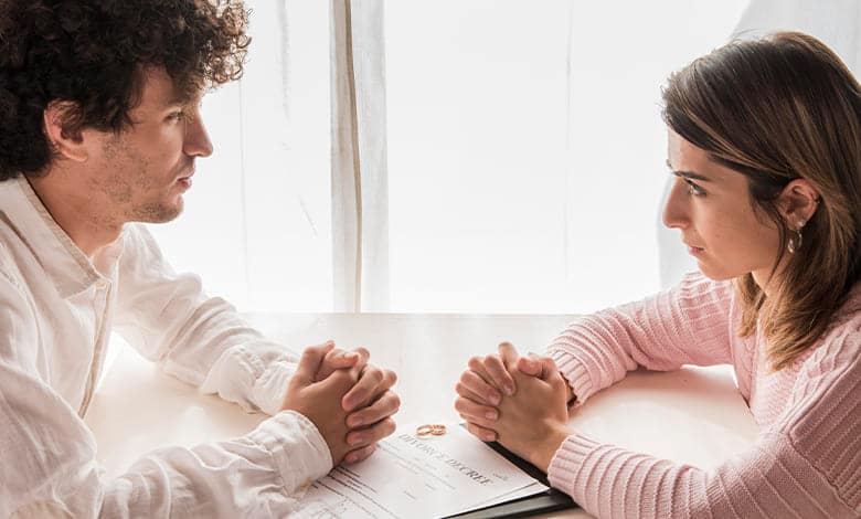 ما تفسير حلم التحدث مع طليقي لابن سيرين؟