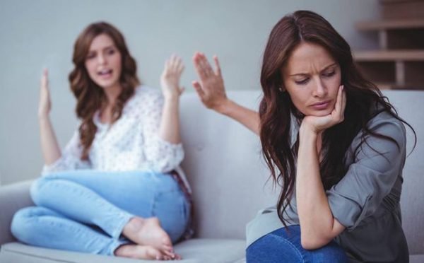 تفسير حلم صديق قديم متخاصم معه يكلمني