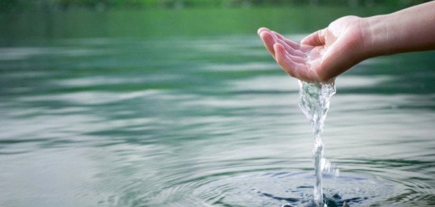 تفسير رؤية الماء في المنام للرجل المتزوج لابن سيرين