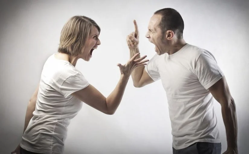 ما تفسير حلم المضاربة مع شخص لابن سيرين؟