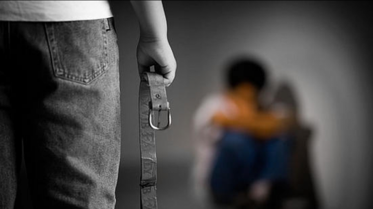 تفسير حلم ضرب الاب لابنه لابن سيرين