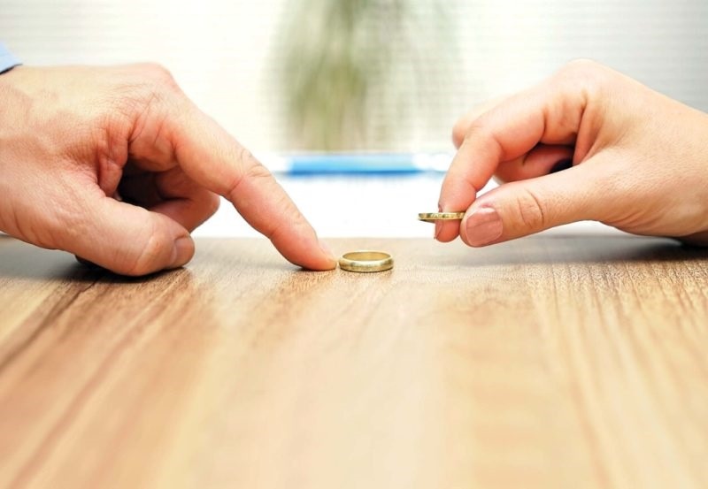 حلمت اني مع طليقي في بيت جديد