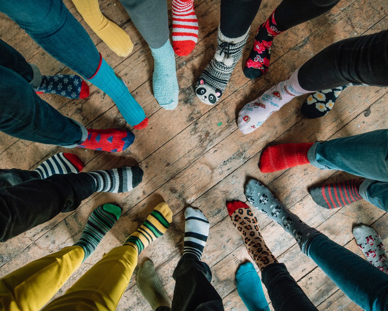 تفسير لبس الجوارب بالمنام لابن سيرين