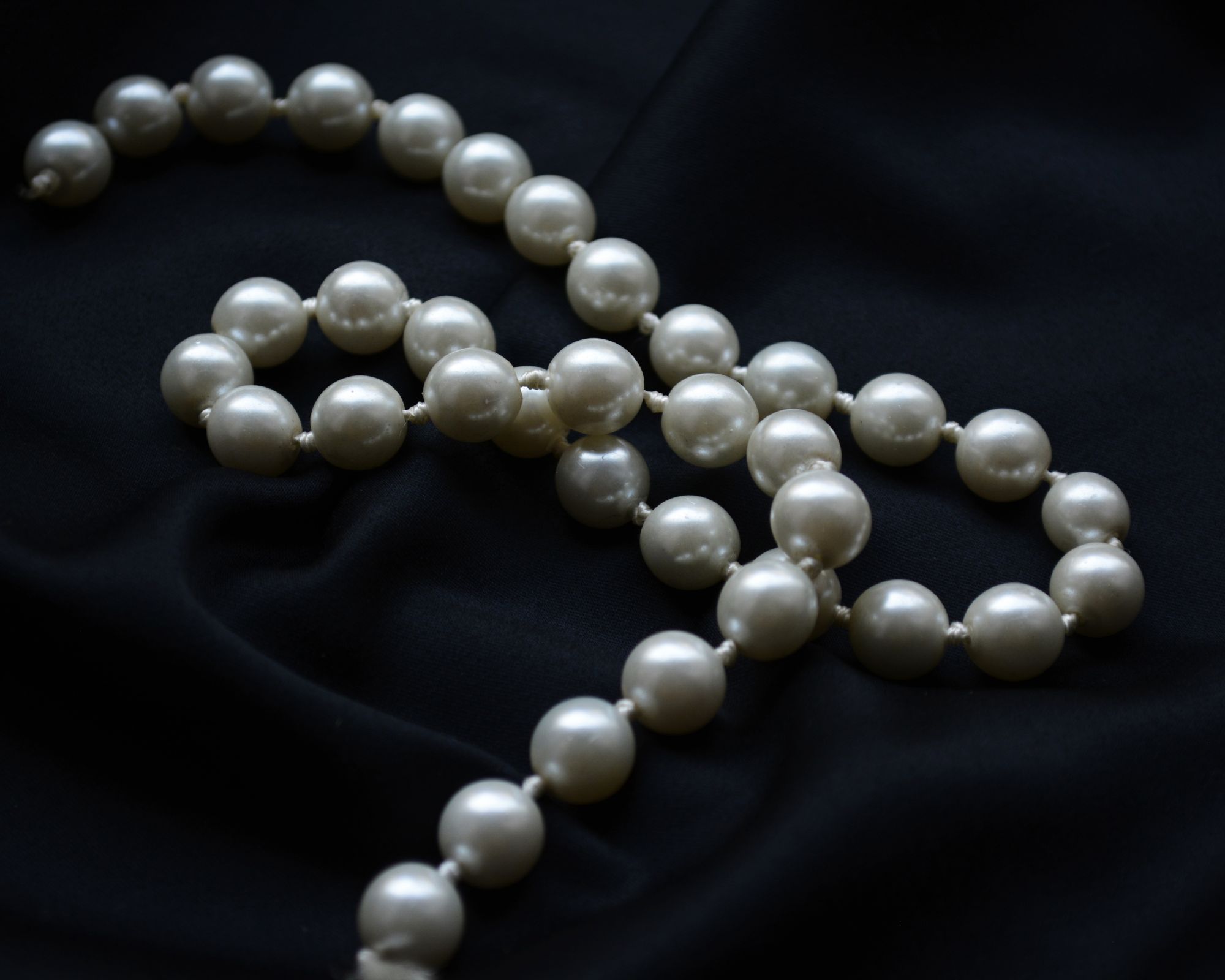 ما تفسير حلم اللؤلؤ الابيض لكبار العلماء؟