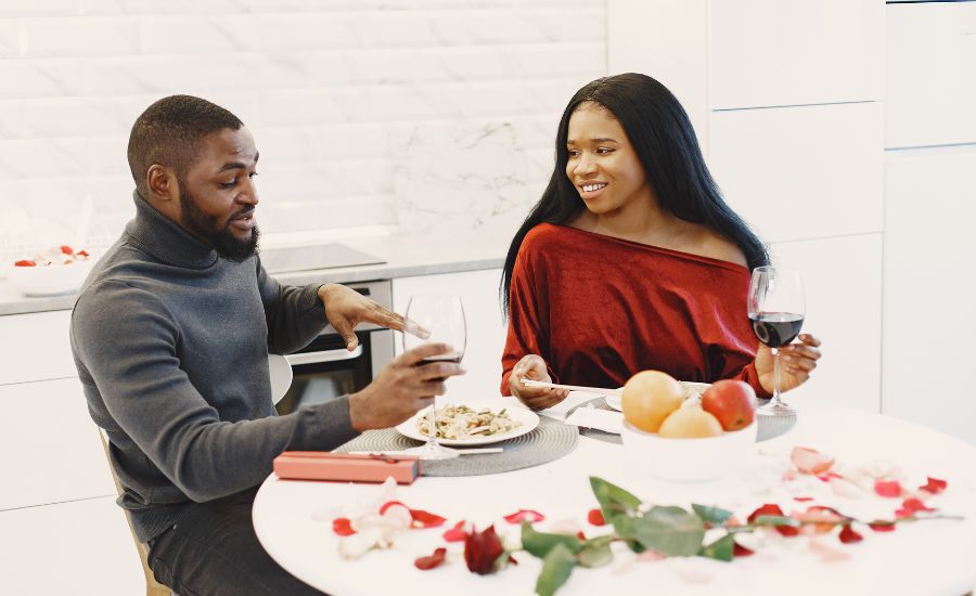 تفسير رؤيه شخص تحبه