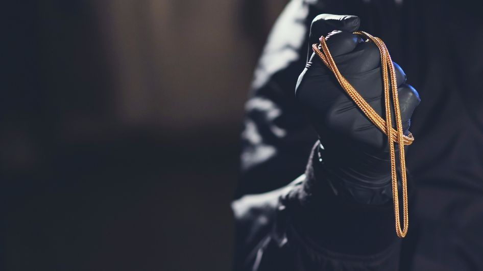 تفسير حلم ذهبي انسرق في المنام لابن سيرين