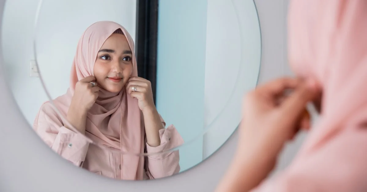 اعرف أكثر عن تفسير رؤية فتاة محجبة بدون حجاب في المنام لابن سيرين