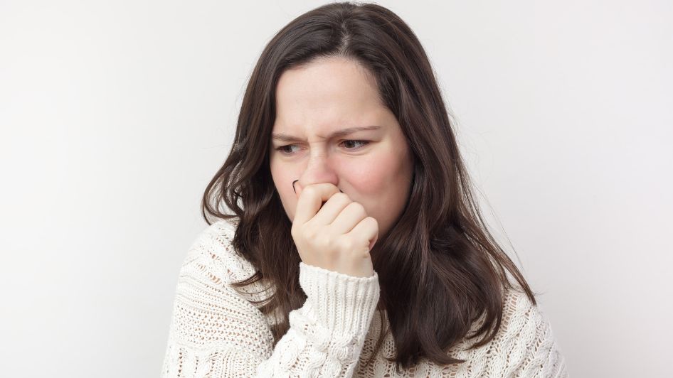 تفسير شم رائحة كريهة في المنام لابن سيرين